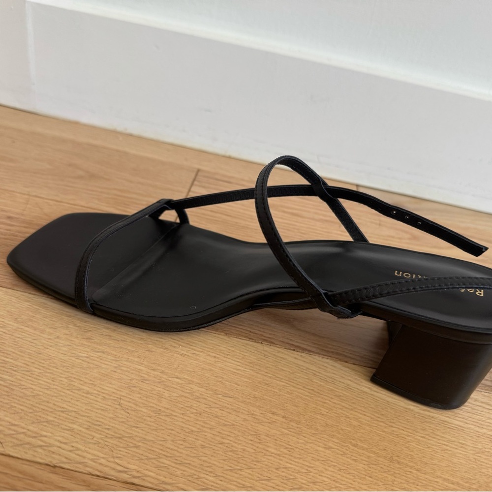 NEW Reformation Serenity Block Heeled Leather Sandal Size 8 - Picture 3 of 3
